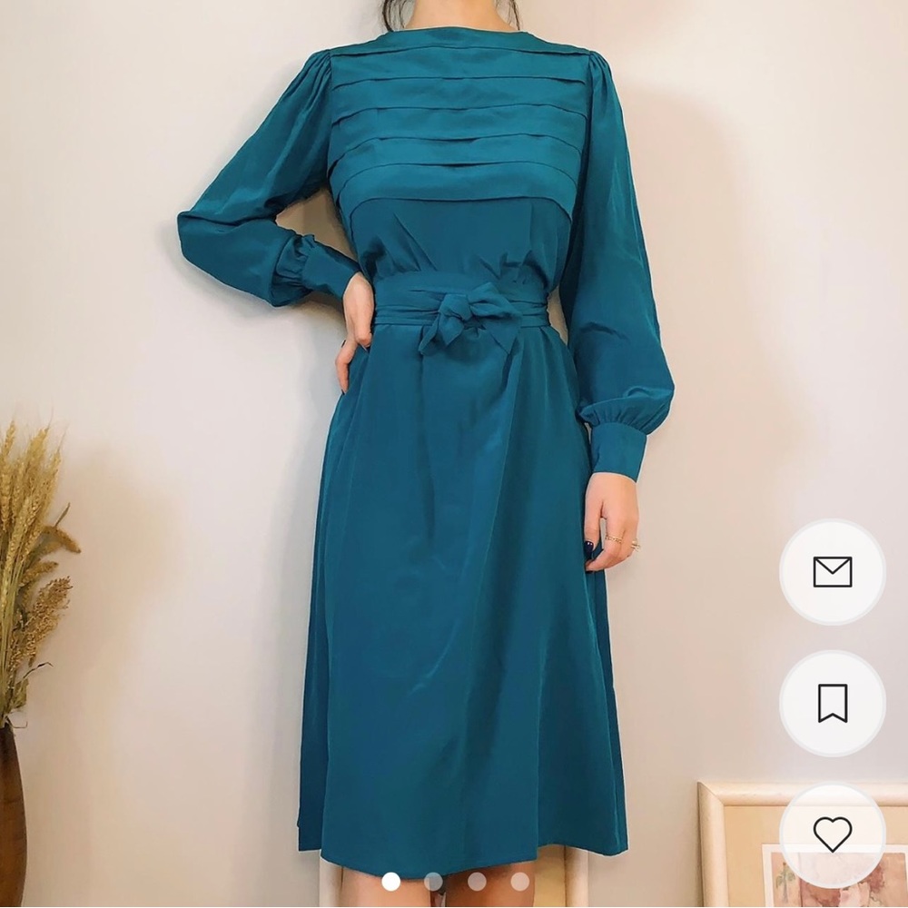 Vintage 1980s Teal Silk Pleated Long Sleeve Dress